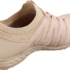 Skechers Breathe-easy First Light Slip-On-Sneaker 17